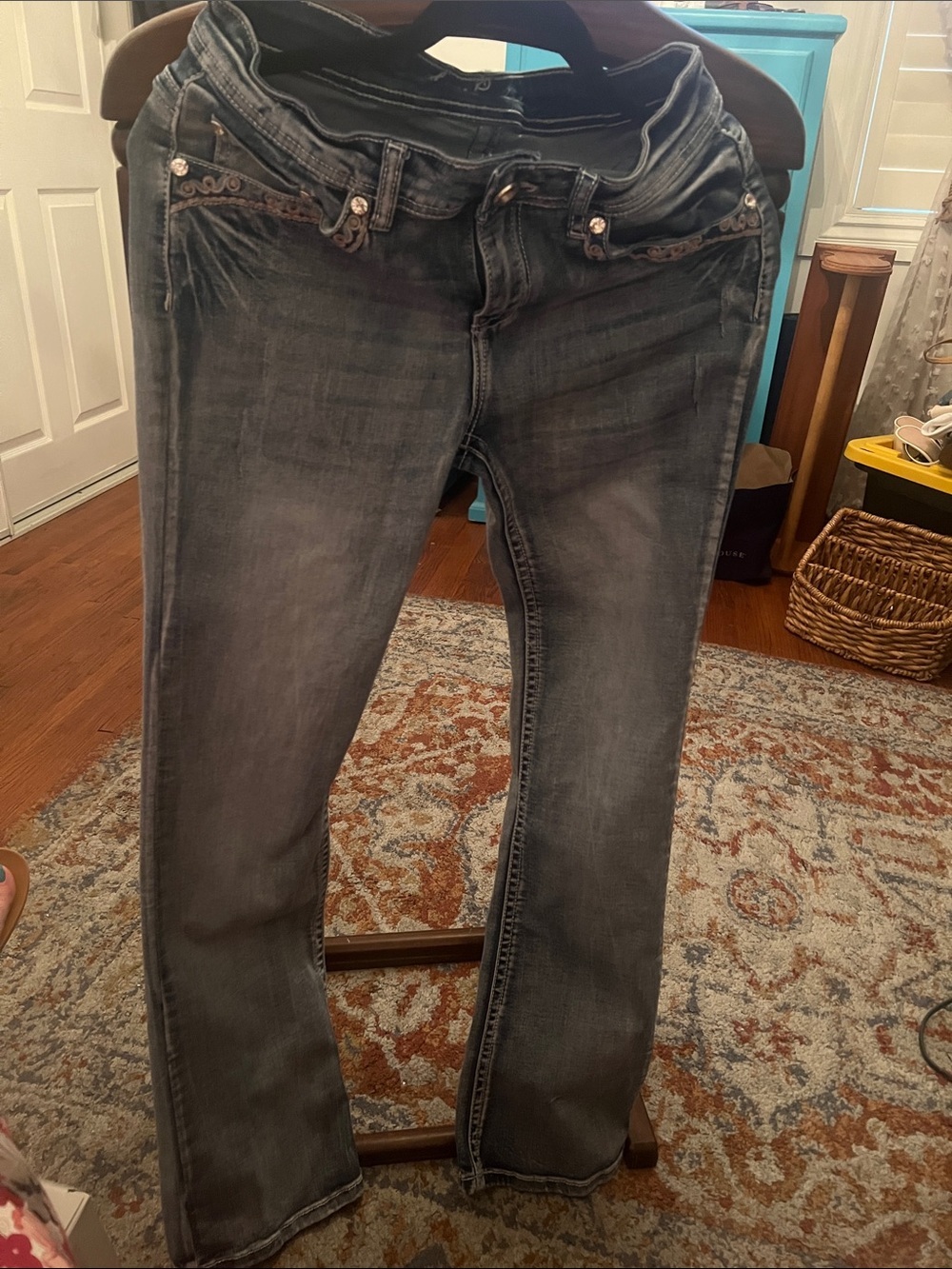 Women’s Y2K Grey Boot-Cut Jeans with Subtle Fading